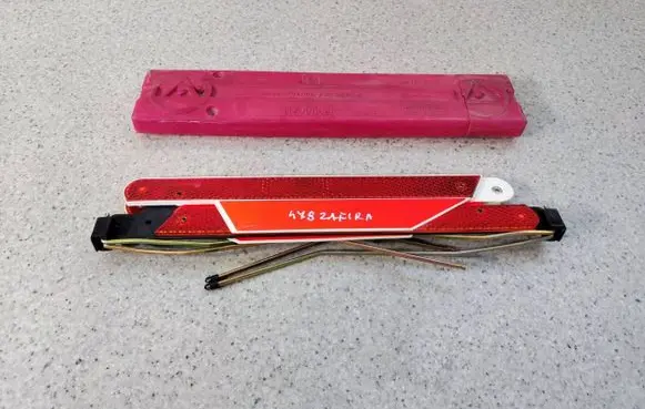 Opel Zafira A Emergency warning sign 90397301