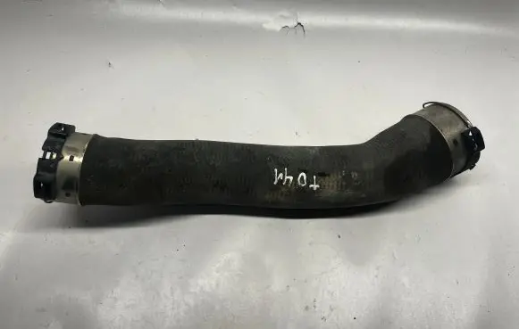 BMW 2 F22 F23 Intercooler hose/pipe 0001