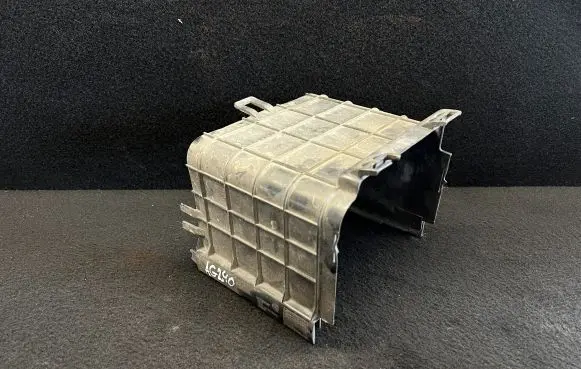 Volkswagen Touran I Battery box tray 1K0915336