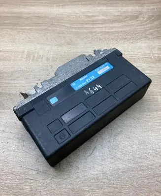 Mercedes-Benz E W124 ABS control unit/module 00055452132 0265101018