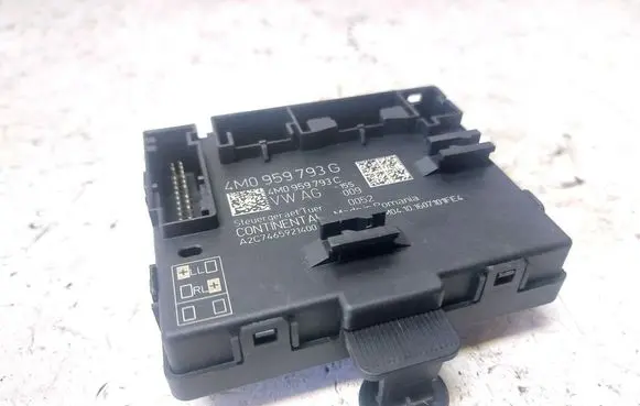 Audi A4 S4 B9 Door control unit/module 4M0959793G