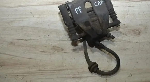 Renault Captur Front brake caliper