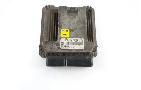 Volkswagen Crafter Engine control unit/module 03L906012Q 0281017789 1039S64849