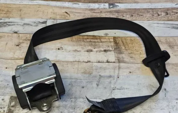 Audi A6 S6 C6 4F Rear seatbelt 4F0857805E 605827100