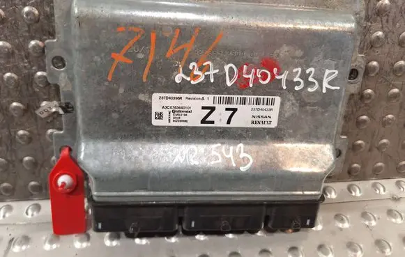 Renault Twingo III Engine control unit/module S25081543 237D40433R 237D40396R
