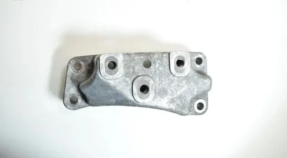 Audi A3 S3 8P Other engine bay part 1K0199117AM