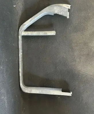 Front door glass trim molding