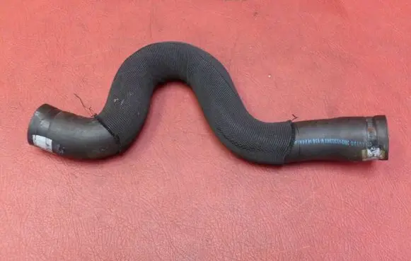 Peugeot 207 Engine coolant pipe/hose