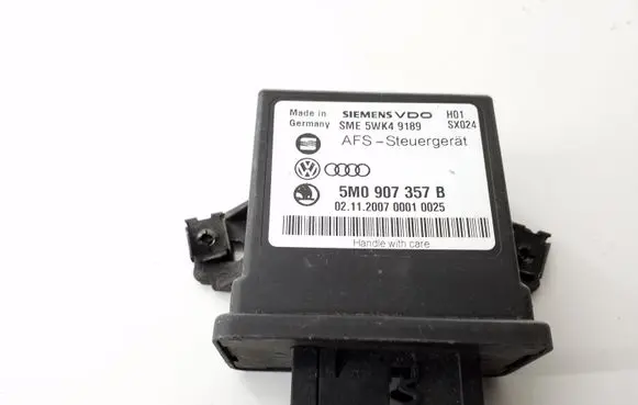 Volkswagen PASSAT B6 Light module LCM 5M0907357B