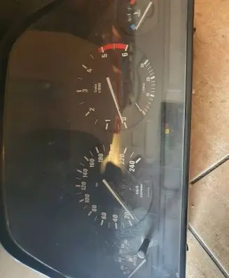 BMW 5 E34 Speedometer (instrument cluster) 9220300798E