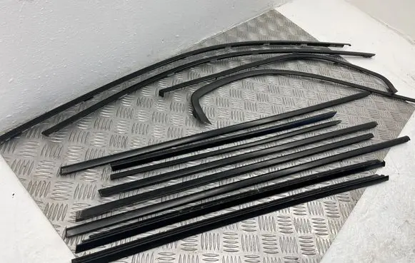 BMW 5 E60 E61 Door card panel trim set 