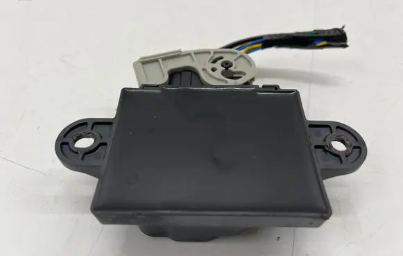 KIA Stinger Fuel injection pump control unit/module 33040J5000
