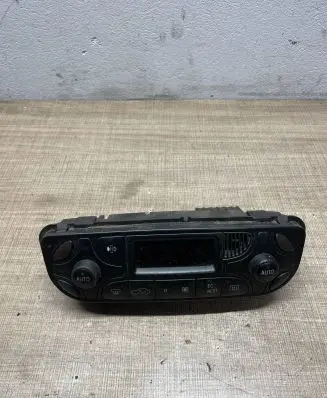 Mercedes-Benz C W203 Climate control unit A2038300985
