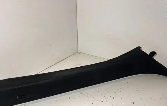 BMW 5 F10 F11 (B) pillar trim (top) 9116349