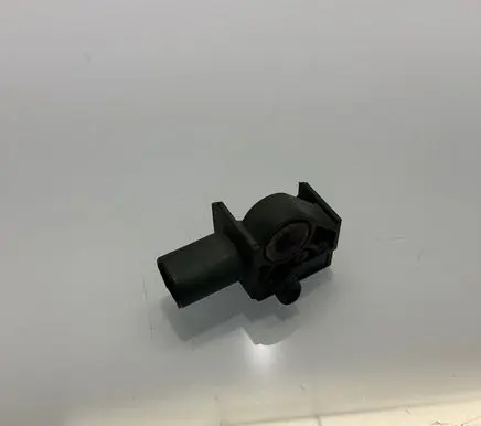 Mercedes-Benz E W212 Airbag deployment crash/impact sensor A1729056000 1729056000