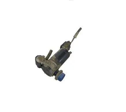Volvo V40 Windscreen/windshield washer pump 1026810