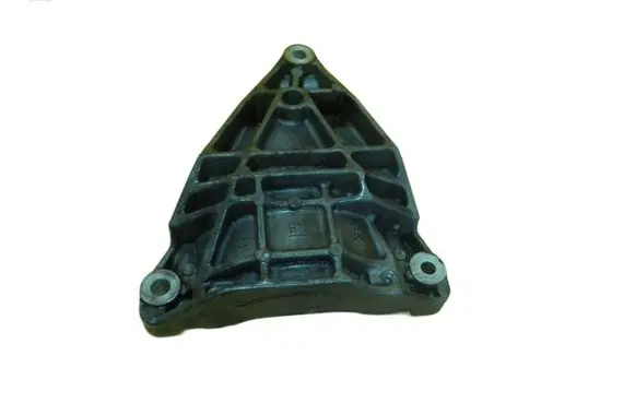 Opel Mokka A/C compressor mount bracket 55577158