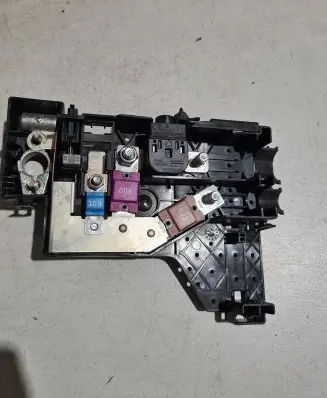 Volvo XC90 Positive wiring loom 18019401