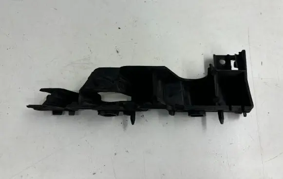 Audi A6 S6 C7 4G Front bumper mounting bracket 4G0807283