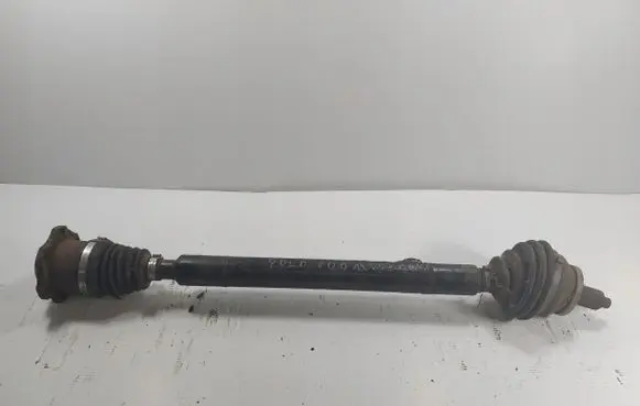 Volkswagen Polo Intake resonator 