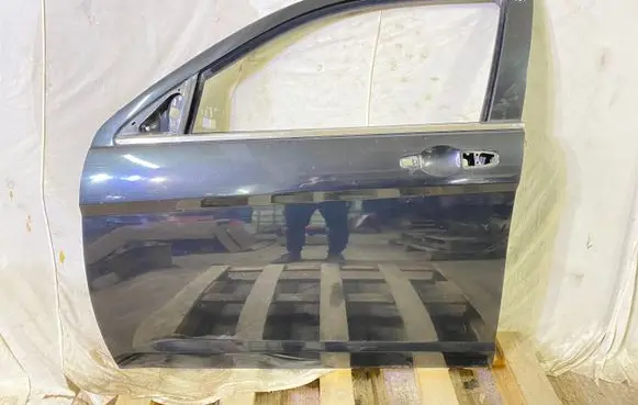 Chrysler Sebring (JS) Front door