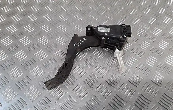 Audi A3 S3 8L Accelerator throttle pedal 6Q1721503B