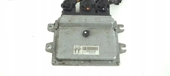 Nissan Qashqai Engine control unit/module ECU MEC940-220