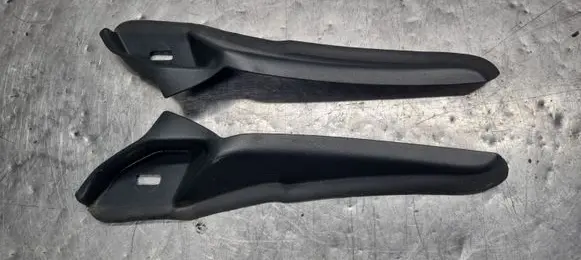 Renault Clio IV Wiper trim 668628650R