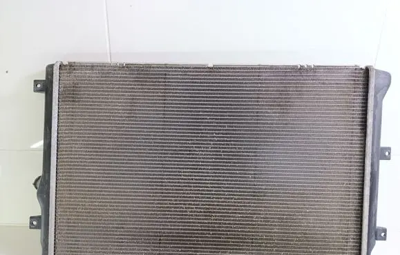 Coolant radiator