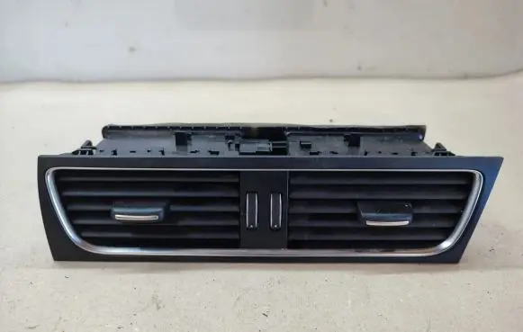 Dash center air vent grill