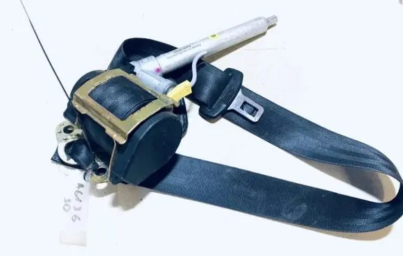 Audi A4 S4 B5 8D Front seatbelt 8d0857706 566028000