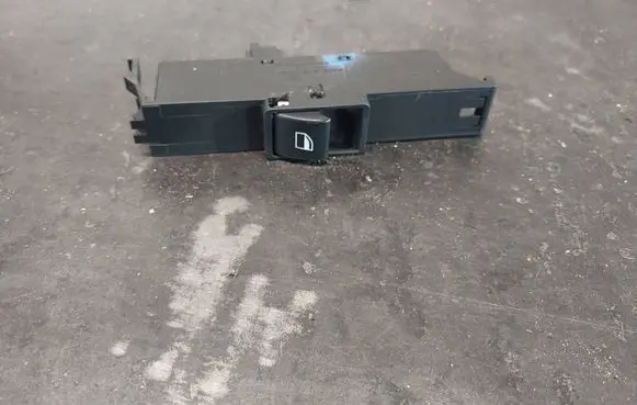 BMW 3 E46 Electric window control switch 6902177