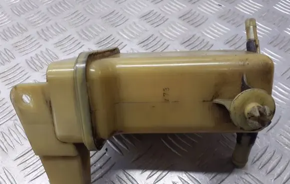 Audi 80 90 S2 B4 Power steering fluid tank/reservoir G002000