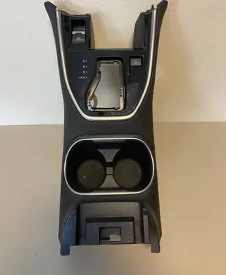 Subaru Outback (BT) Gear shifter surround trim plastic S22008370