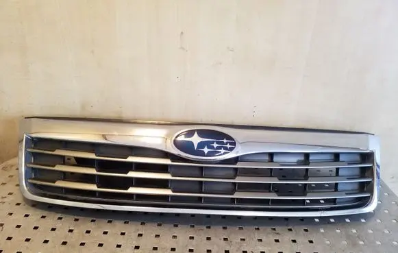Subaru Forester SH Front bumper upper radiator grill
