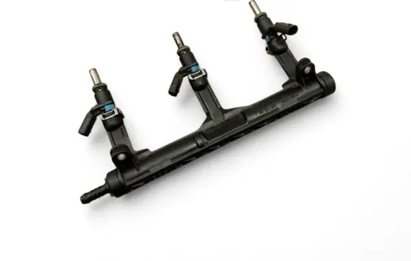 Audi Q7 4M Fuel main line pipe 06E133681L 06E906031A