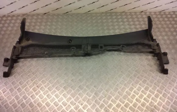 Opel Mokka X Wiper trim 9820794480