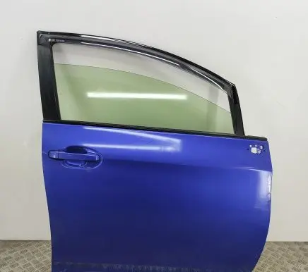 Toyota Verso-S Front door 6700152490