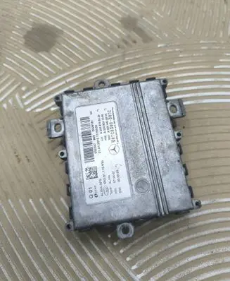 Mercedes-Benz GLK (X204) Xenon control unit/module 6506111699C A2048708326