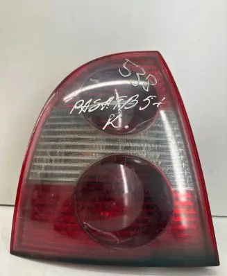 Volkswagen PASSAT B5.5 Rear/tail lights 3B5945095AE