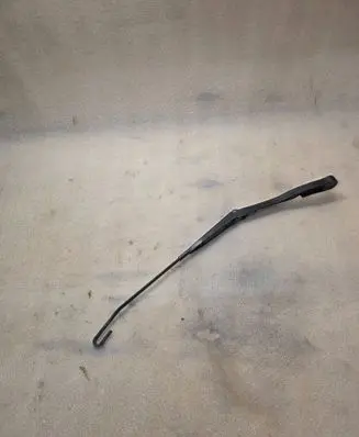 Front wiper blade arm