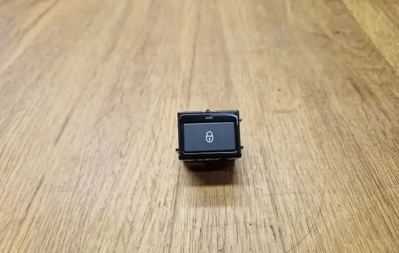 Jaguar F-Pace Central locking switch button GX7314017FC