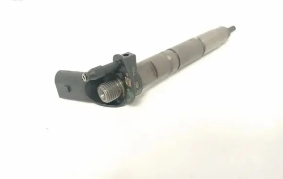 Mercedes-Benz CLS C219 Fuel injector A6420701987