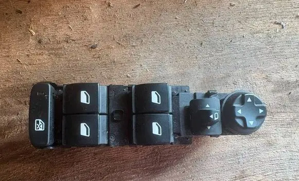 Peugeot 3008 II Electric window control switch C0F0R01059A 96788273ZD 1002555014
