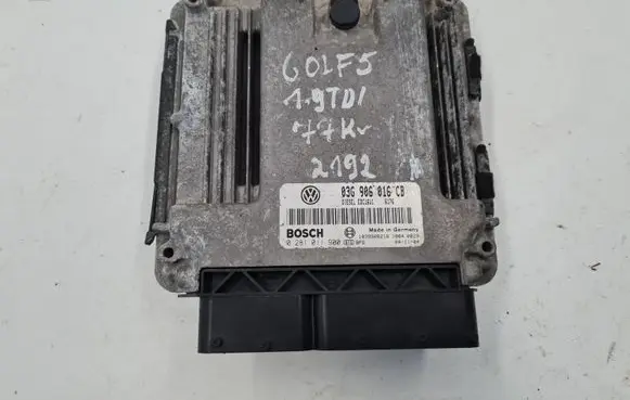 Volkswagen Golf V Engine control unit/module 03G906016CB 0281011900