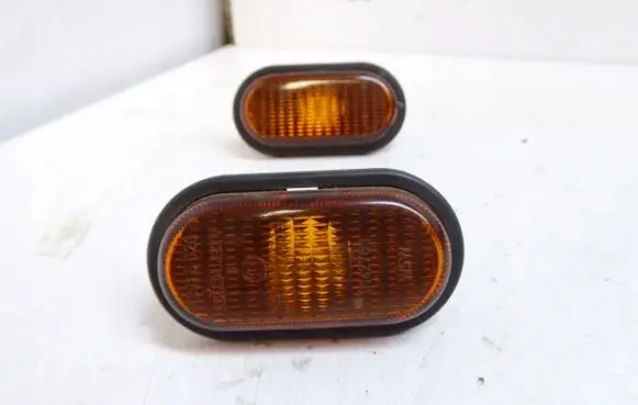Renault Kangoo I Front fender indicator light 7700847333