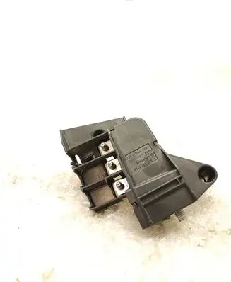 Porsche Macan (95B) Current control relay 95B937517B