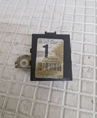 Toyota Yaris Door central lock control unit/module 10R0204079