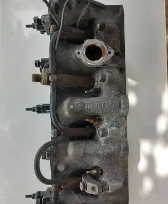 Volkswagen PASSAT B4 Engine head 028103373n