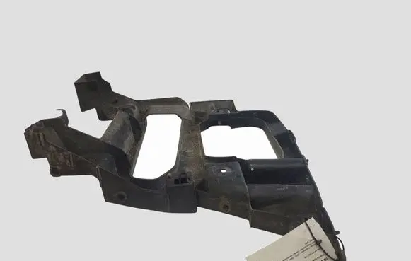 Citroen C5 Rear bumper mounting bracket 917901